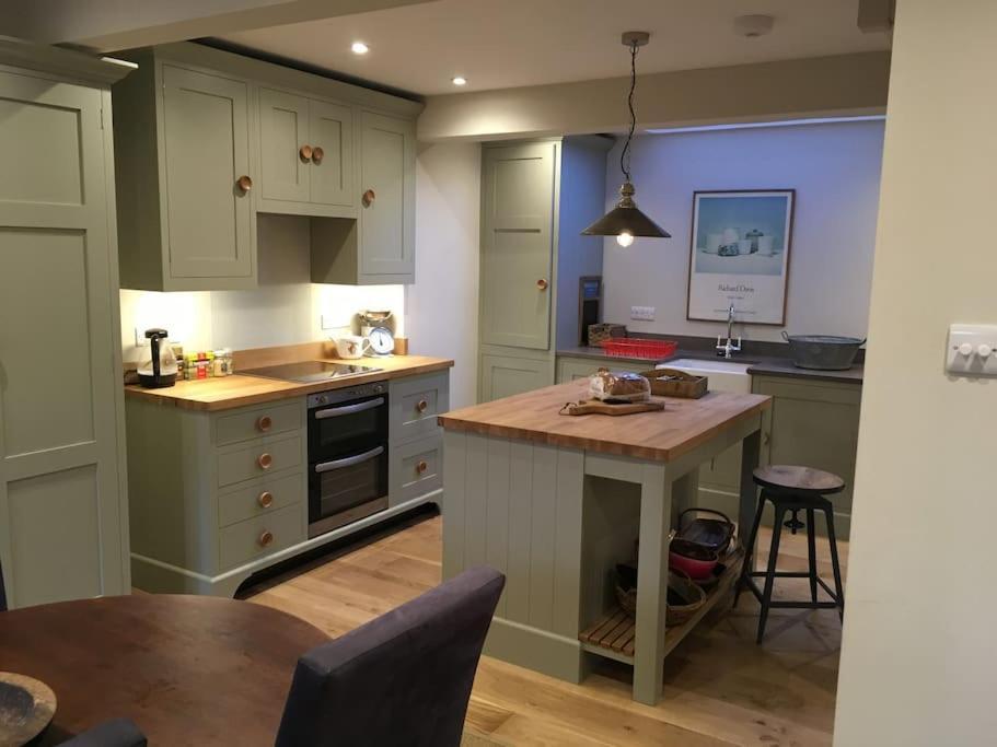 St Anthony'S, Bright Perkily Decorated 3 Bedroom House Ampleforth 外观 照片
