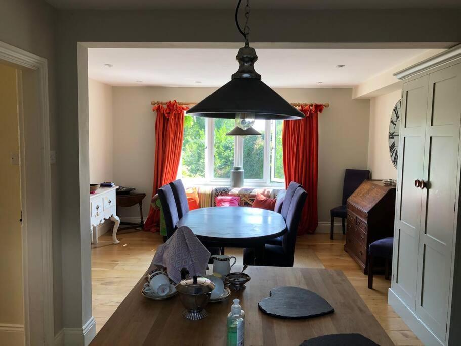 St Anthony'S, Bright Perkily Decorated 3 Bedroom House Ampleforth 外观 照片